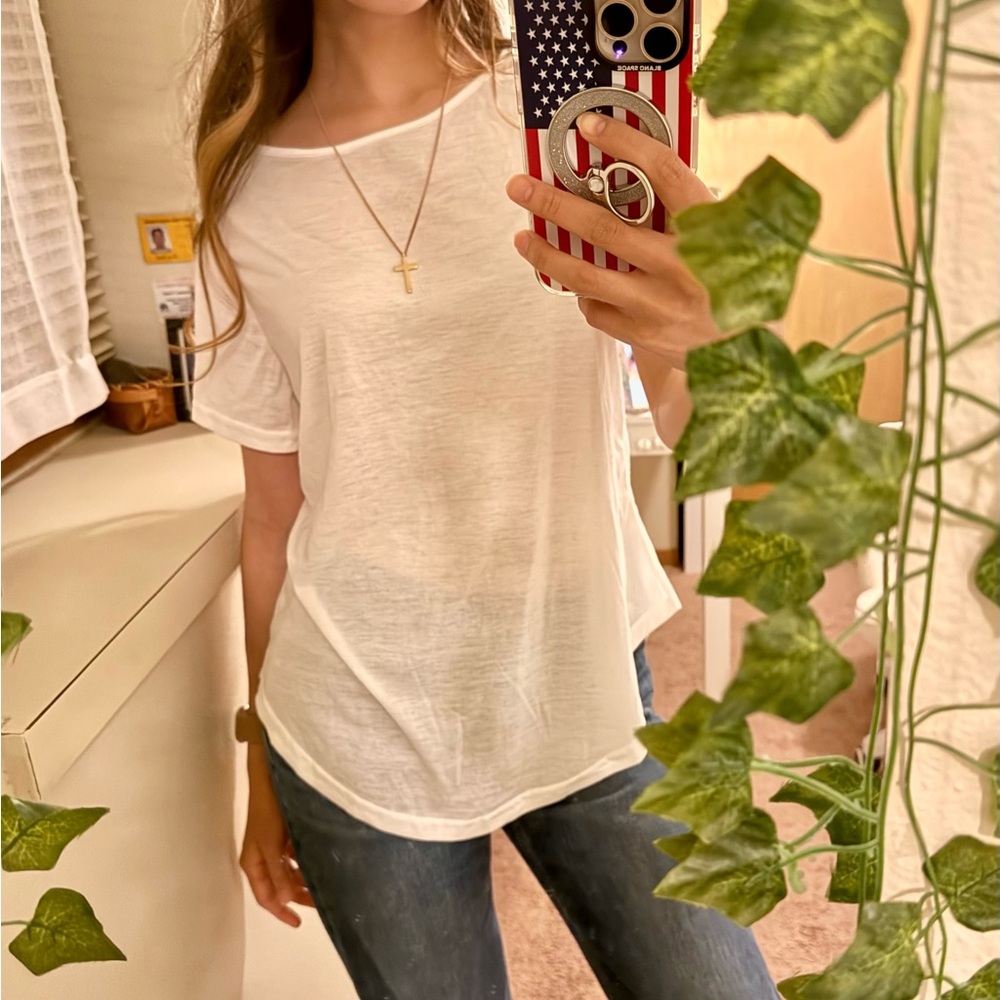 Slightly see through white t shirt